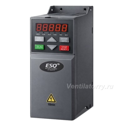 Частотный преобразователь ESQ-F790-4T 75-90 кВт ESQ Частотный преобразователь ESQ-F790-4T 75-90 кВт ESQ